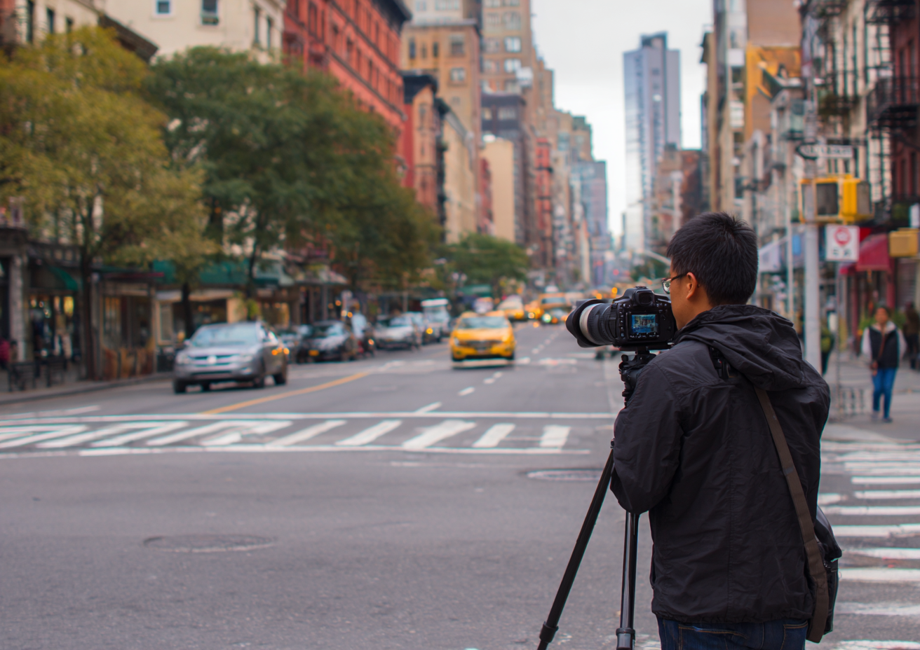 How to Select the Perfect Real Estate Videographer NYC for Your Shoot
