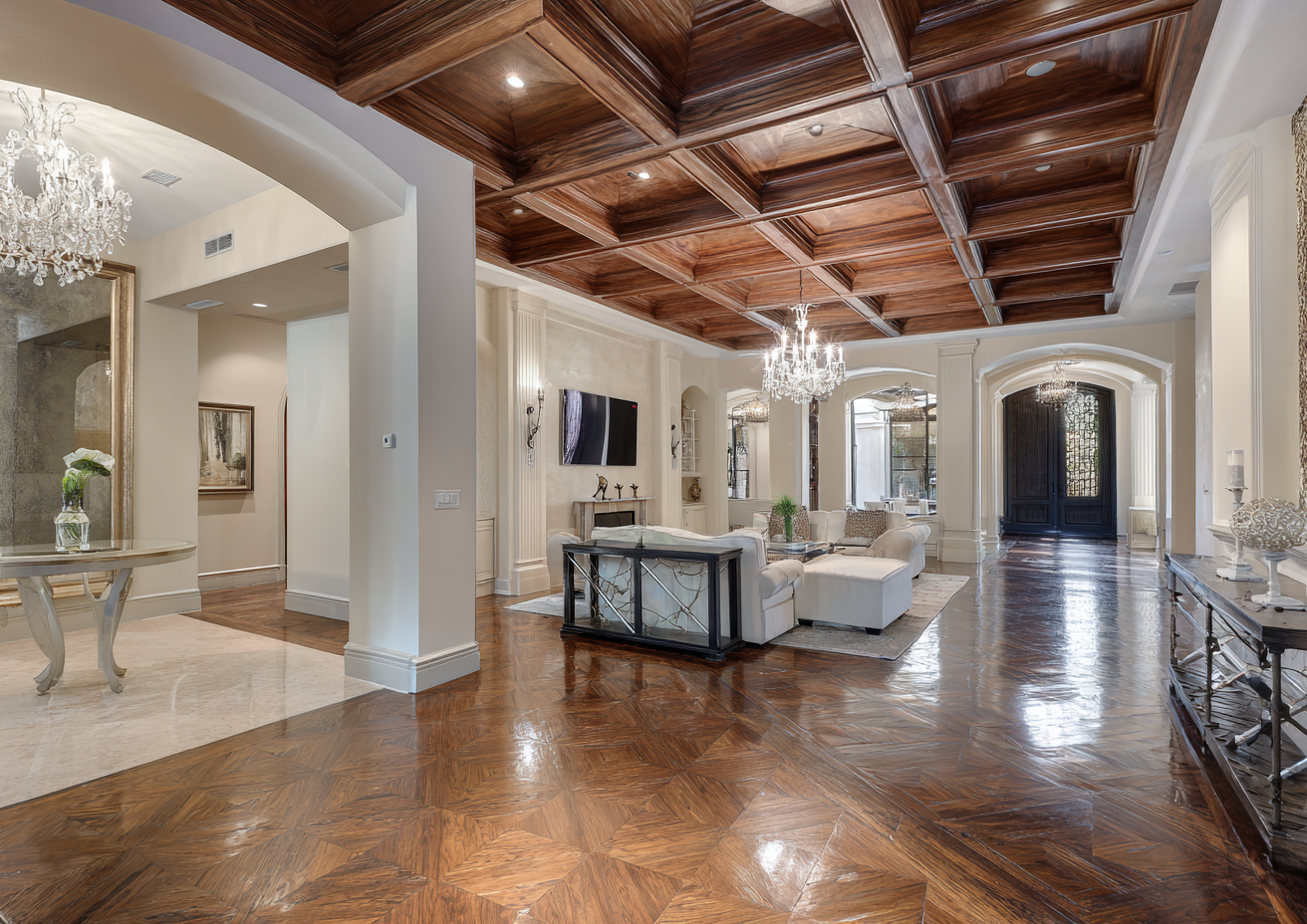 Capturing Luxury: How High-End Real Estate Photography Attracts Premium Buyers
