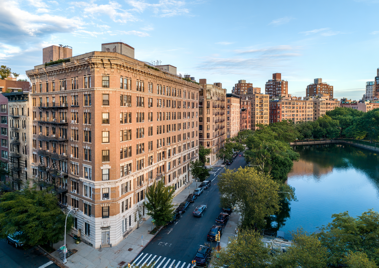 Why Drone Photography NYC is a Game-Changer for Real Estate Listings