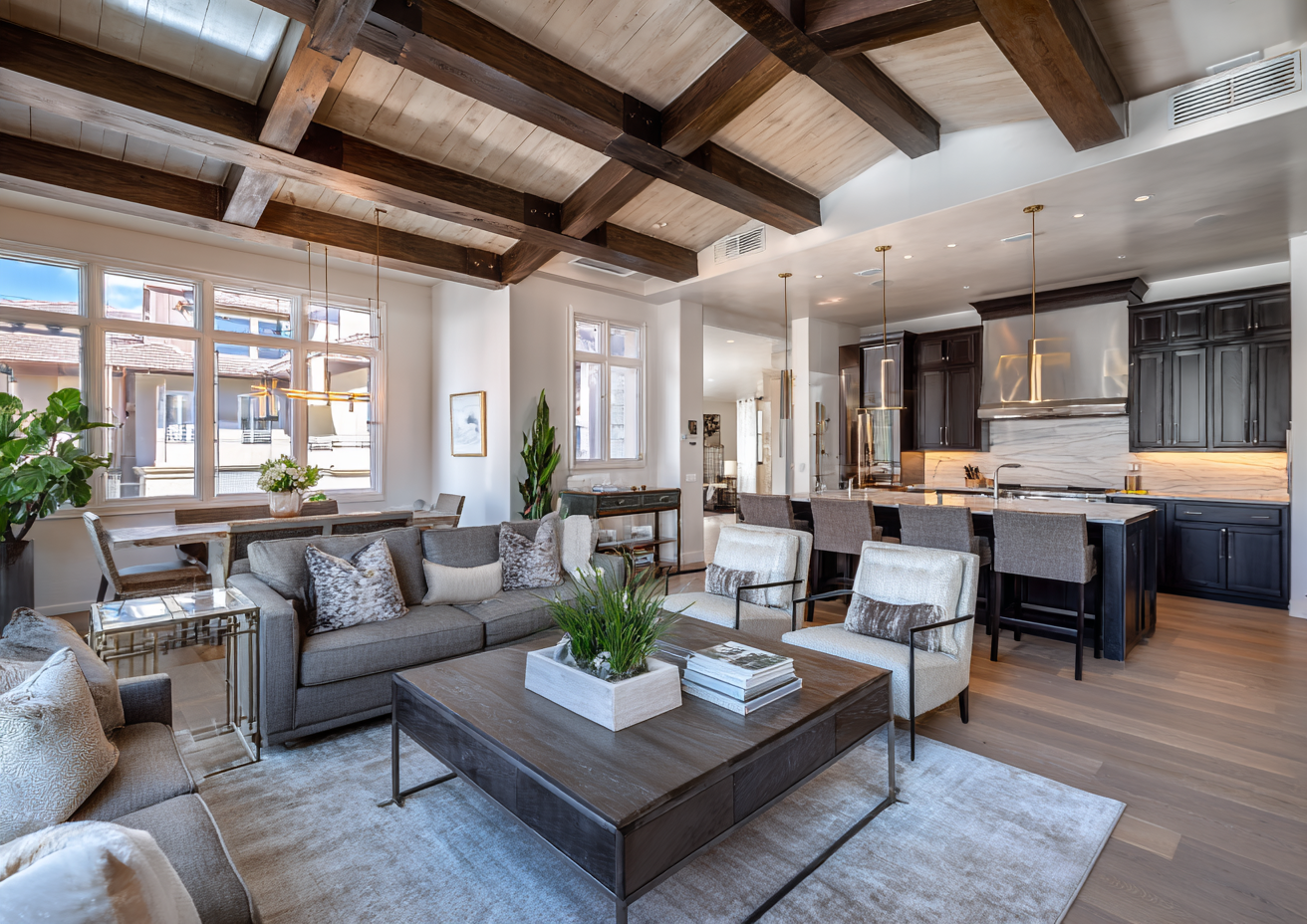 Common Mistakes to Avoid When Hiring a Real Estate Photographer