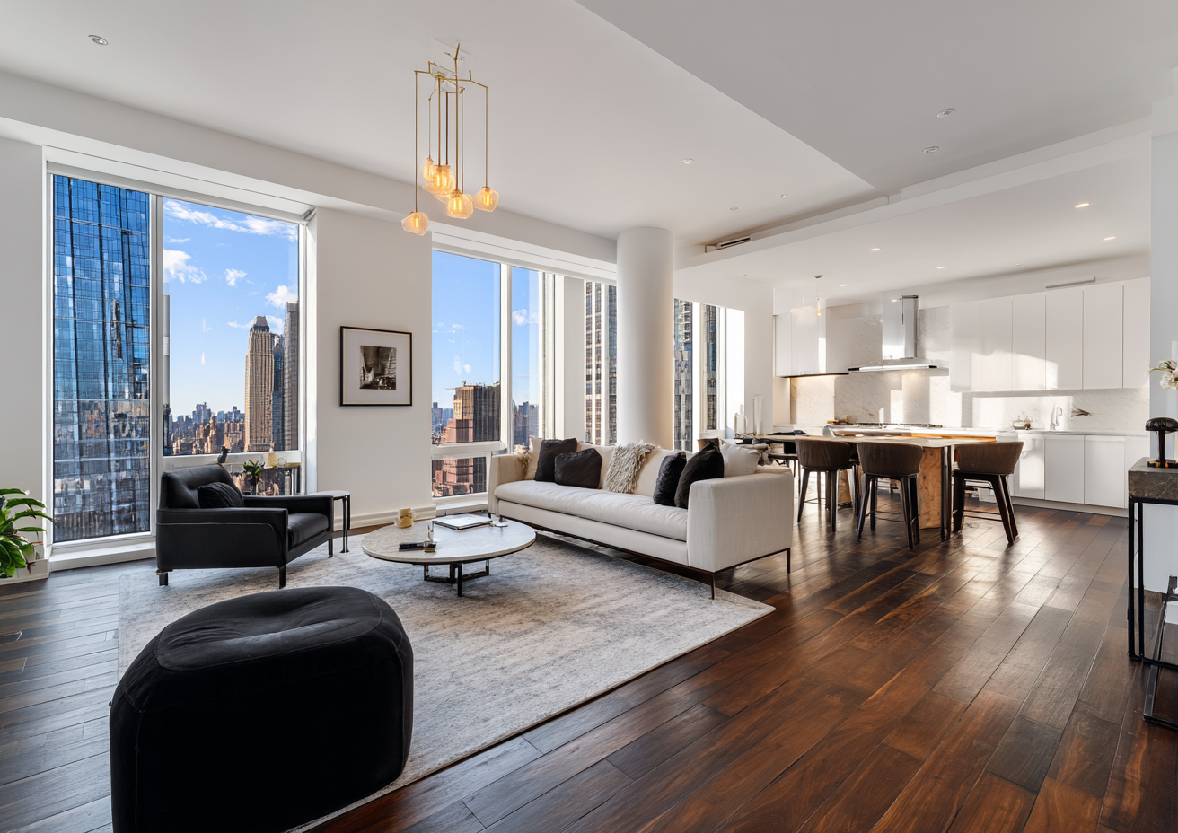 How a Real Estate Photographer NYC Can Elevate Your Listings